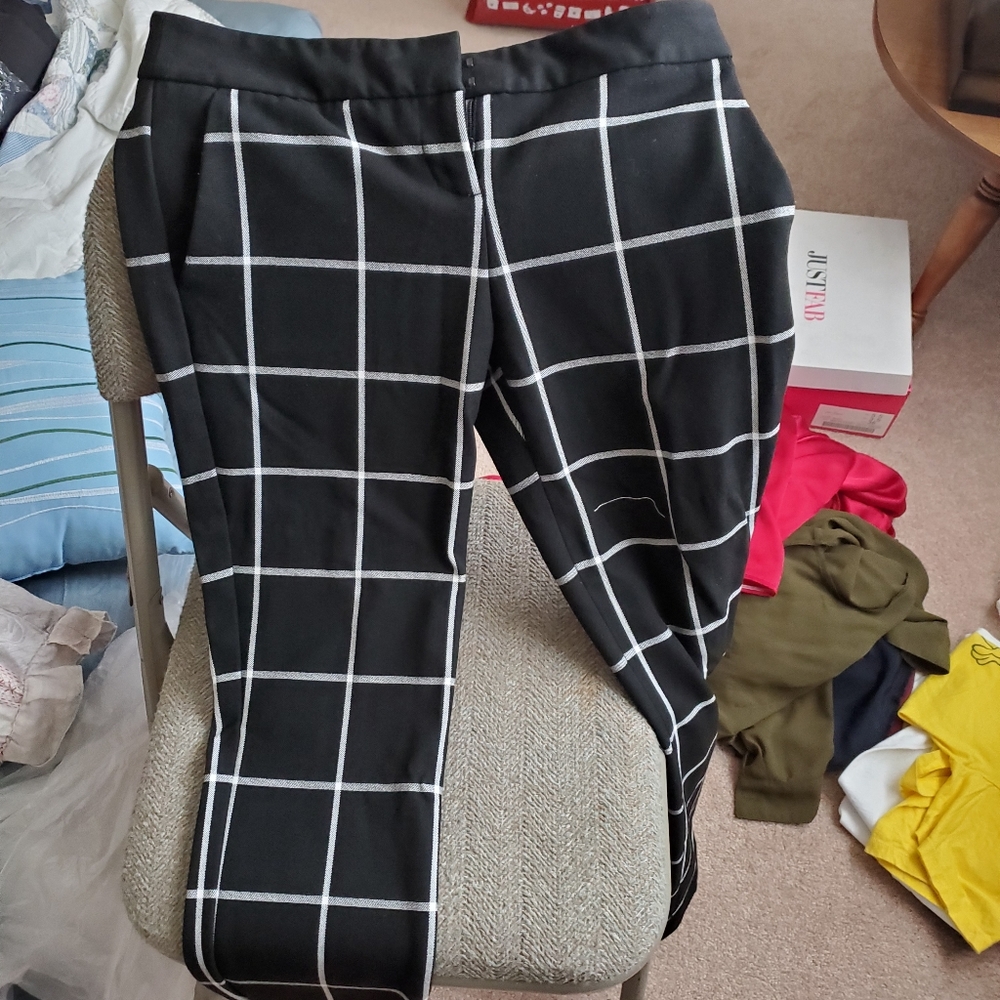 Pants - Picture 2 of 3
